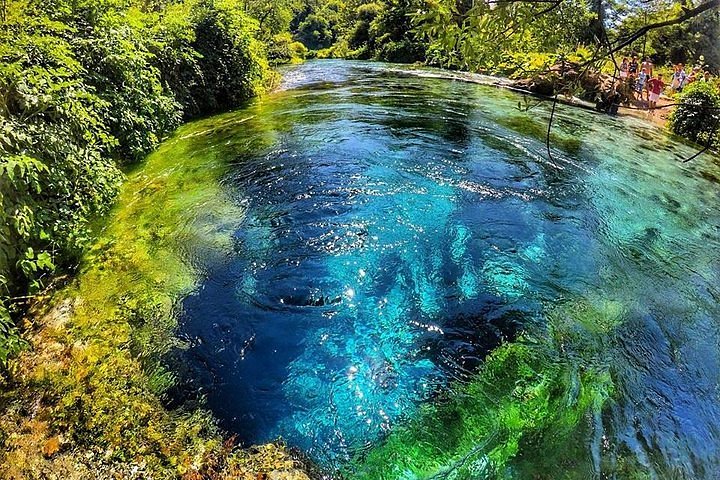 Blue Eye Albania travel guide